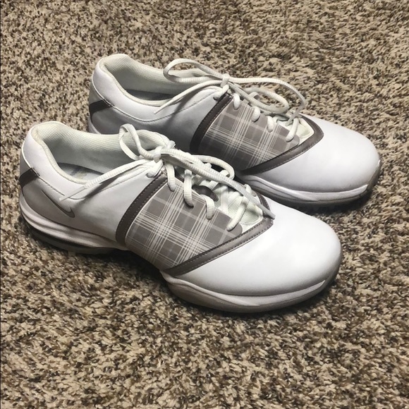 Nike Shoes - Nike Women’s Golf Shoes Size 8, worn once